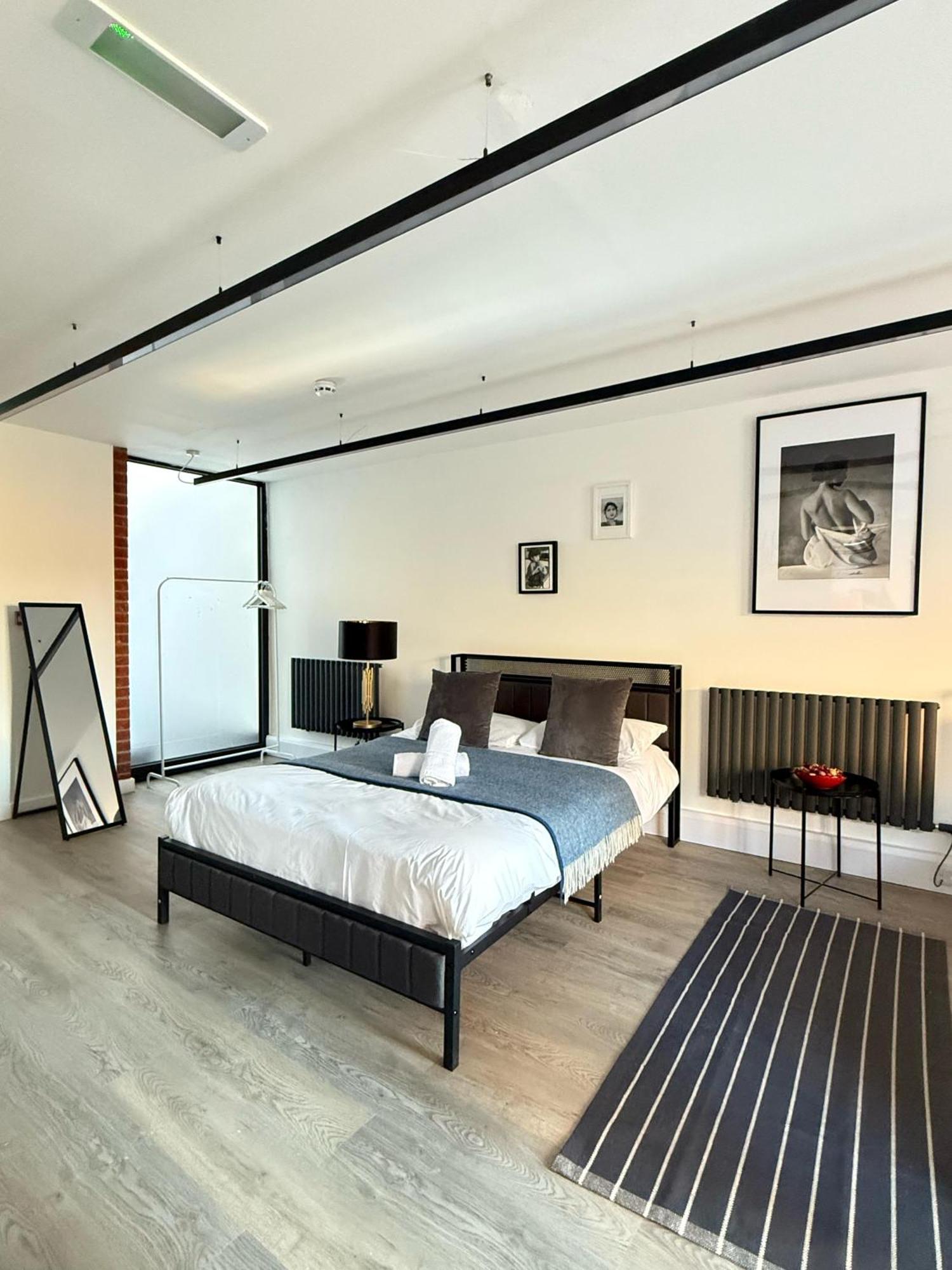 Shoreditch Apartments By Dc London Rooms Room photo